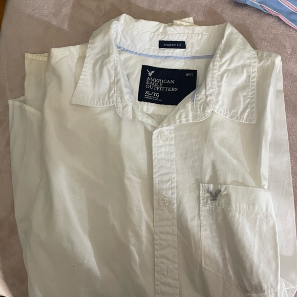 Lot of 11 Button Down - Picture 9 of 11